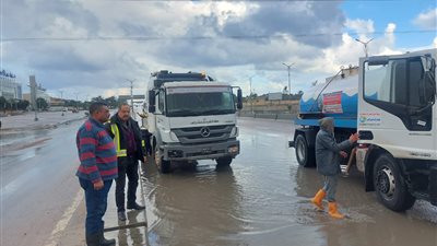 نوة عيد الميلاد.. رفع حالة الطوارئ بالإسكندرية لليوم الثاني للتعامل مع الأمطار