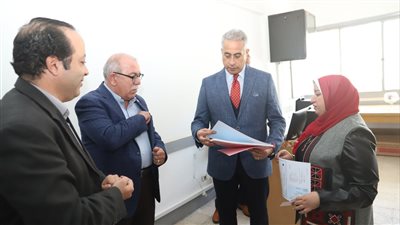 وزير القوى العاملة يفتتح الوحدة المركزية لشهادات قياس مستوى المهارة │ صور