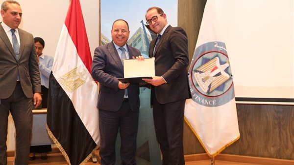  الدكتور محمد معيط