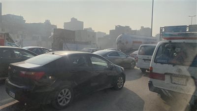 تكدس بالدائري والمحور.. تعرف على الحالة المرورية بالقاهرة والجيزة | صور