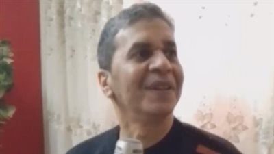 والدة الفنان عمرو محمد علي بعد شائعات وفاته: أشرف زكي ساعدنا وتكفل بمصاريف علاجه