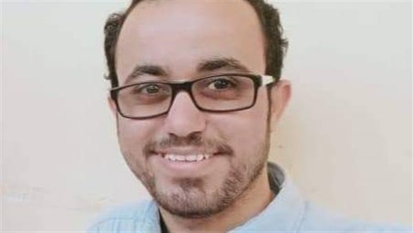 طالب كلية التجارة