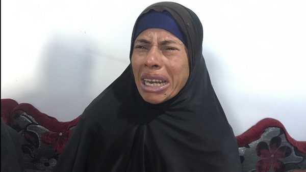 والدة الشاب الراحل