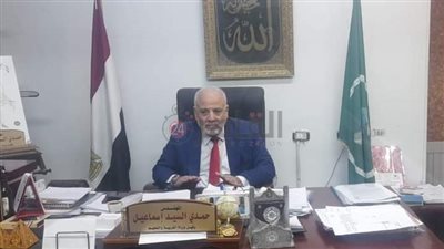 وكيل تعليم المنيا يناقش الاستعدادات لـ امتحانات الصف الأول والثاني الثانوي بالفصل الدراسي الأول