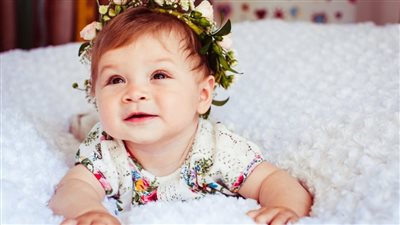  ما هي أسماء البنات المحببة عند الله؟.. تشكيلة راقية بأسماء دينية