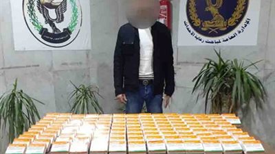 ضبط 1330 أمبولًا مخدرًا من العقاقير المؤثرة على الحالة النفسية قبل بيعها عبر فيس بوك بالجيزة