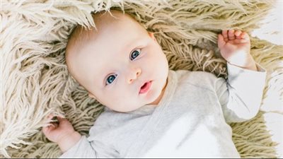 أسماء أولاد إسلامية.. متى يُسمى المولود وفقا للسنة النبوية؟