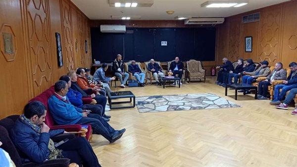 جانب من الندوة 