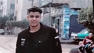 أصدقاء الشاب المقتول بشبرا: وحيد أمه وكان بيدافع عن طفل في مشاجرة بـ عُرس 