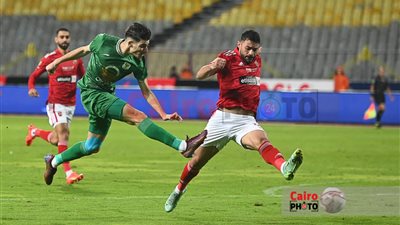 نتيجة مباراة الأهلي والمصري في الدوري.. التعادل السلبي يحسم نتيجة الشوط الأول 