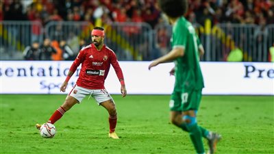 أفشة يكتفي بجلسة تأهيل في الجيم بعد إصابته أمام المصري