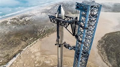 إيلون ماسك يعلن موعد إطلاق أول مركبة فضائية لنقل البشر إلى المريخ