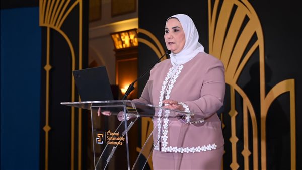  القباج تلقي كلمة