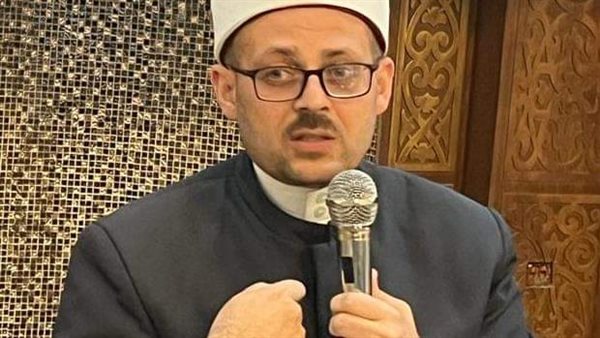 الدكتور أسامة فخري