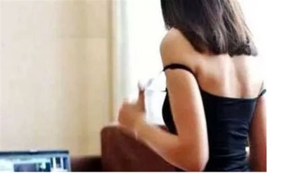 فتاة-أرشيفية