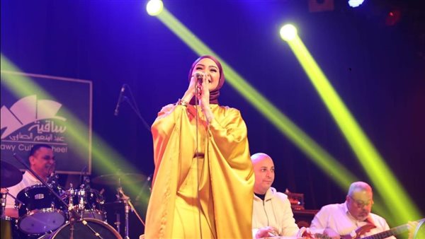 حفل هلا رشدي بساقية