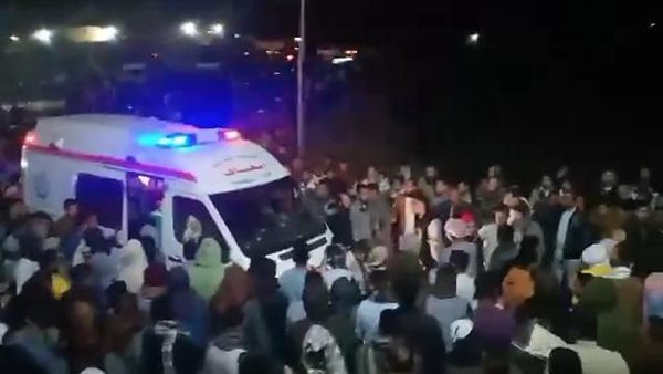 جانب من الجنازة 