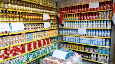 معلومات الوزراء: 56% من المواطنين يؤيدون تحديد كميات السلع المباعة لكل فرد