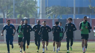 أبرزهم السولية وعبد المنعم.. تدريبات تأهيلية للاعبي الأهلي المستبعدين من مباراة القمة