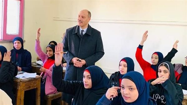 امتحانات الصف السادس