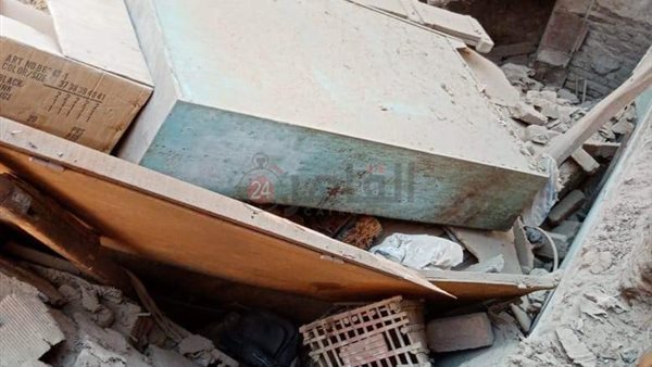 انهيار منزل من الطوب