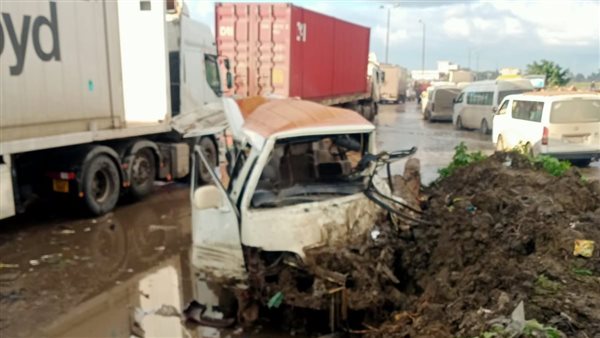 حادث تصادم بين 4