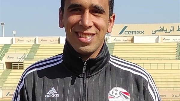 الحكم علاء صبري 