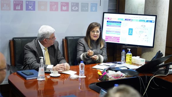 وزيرا التخطيط والتعليم