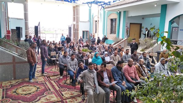 جانب من المزاد