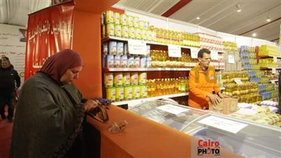 كيلو السكر والأرز بـ 14.5 جنيه.. تعرف على أسعار السلع بمعارض أهلا رمضان | بث مباشر