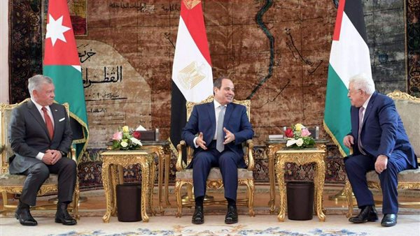 قمة ثلاثية سابقة