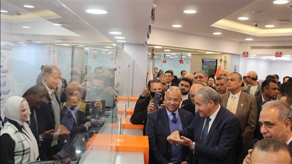 وزير التموين والتجارة