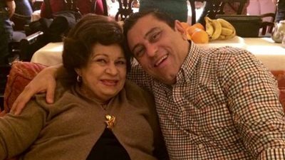 معتز الدمرداش: دور ماما نونا لوالدتي كريمة مختار الأفضل في مسيرتها الفنية