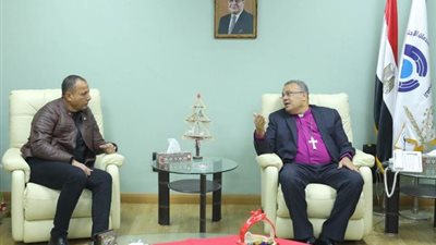 أندريه زكي يناقش مع رئيس نظافة القاهرة إنشاء 300 مشتل في مختلف أنحاء المحافظة