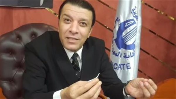 الفنان مصطفى كامل