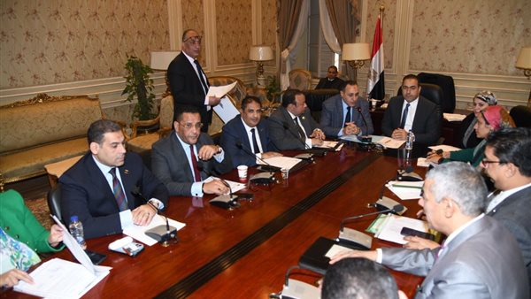 اجتماع لجنة الشباب