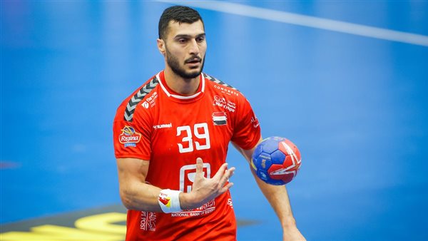 يحيى الدرع لاعب منتخب