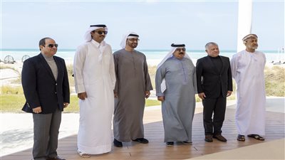 أمير قطر عن قمة أبو ظبي: ناقشنا التعاون المشترك وتعزيز أمن واستقرار المنطقة