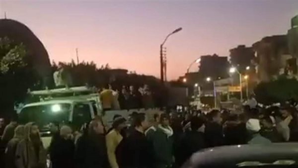 جانب من الجنازة