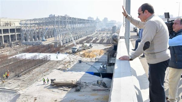 جانب من جولة الرئيس