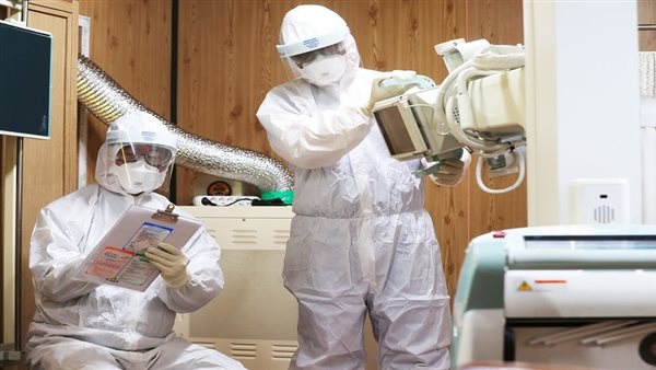 خبراء يحذرون من وباء