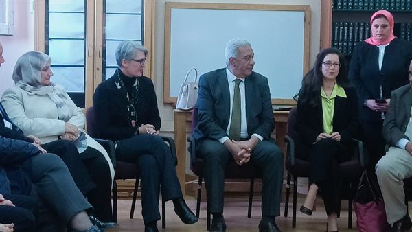 نائب السفير الأمريكي