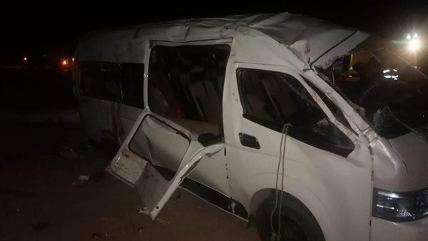 انقلاب سيارة ميكروباص