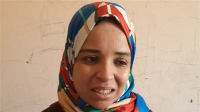 قصة كفاح سيدة تبيع الفسيخ وطواجن فخار بالمنيا: بسعى عشان أوصل بولادي لـ بر الأمان | بث مباشر