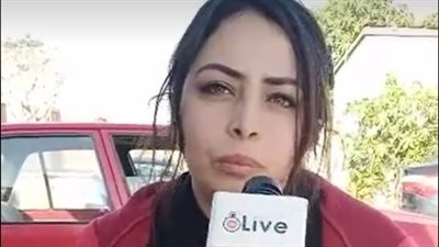 طليقة لاعب شهير تستغيث: بيعتدي عليا وعايز يتجوز في شقتي | فيديو