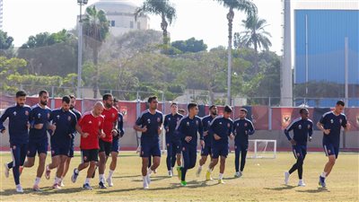 سيصبح مثل ستاد القاهرة.. الأهلي يبدأ برنامج تطوير أرضية ملعب التتش| خاص