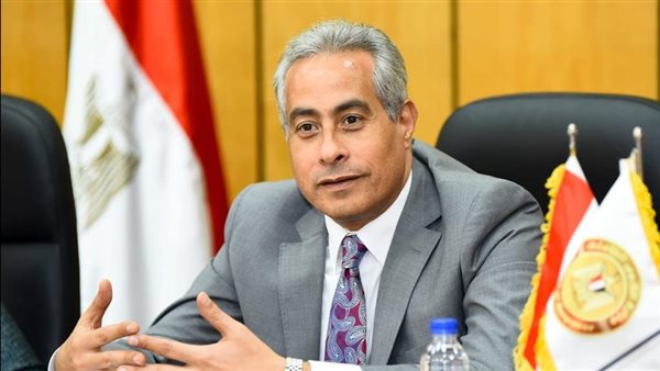 وزير القوى العاملة
