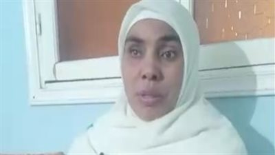 حفظت القرآن وقدمت في محو الأمية.. قصة كفاح سيدة كفيفة بالجيزة | بث مباشر 