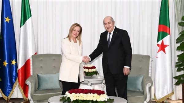 الرئيس الجزائري ورئيسة