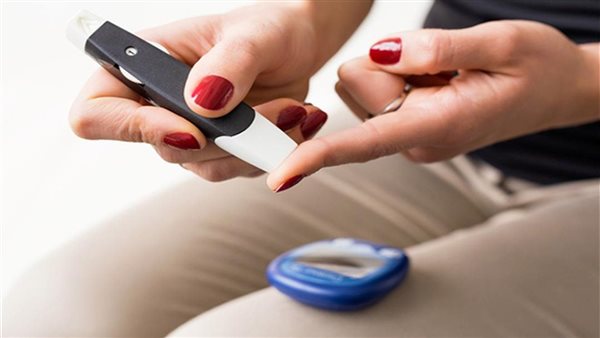 حكم إفطار مريض السكر